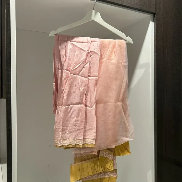 Pink and Yellow Embroidered Pakistani/Indian Dress Set - Picture 6 of 6